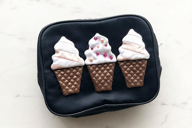 阪急うめだ本店別注ティッシュケース付きポーチ発売