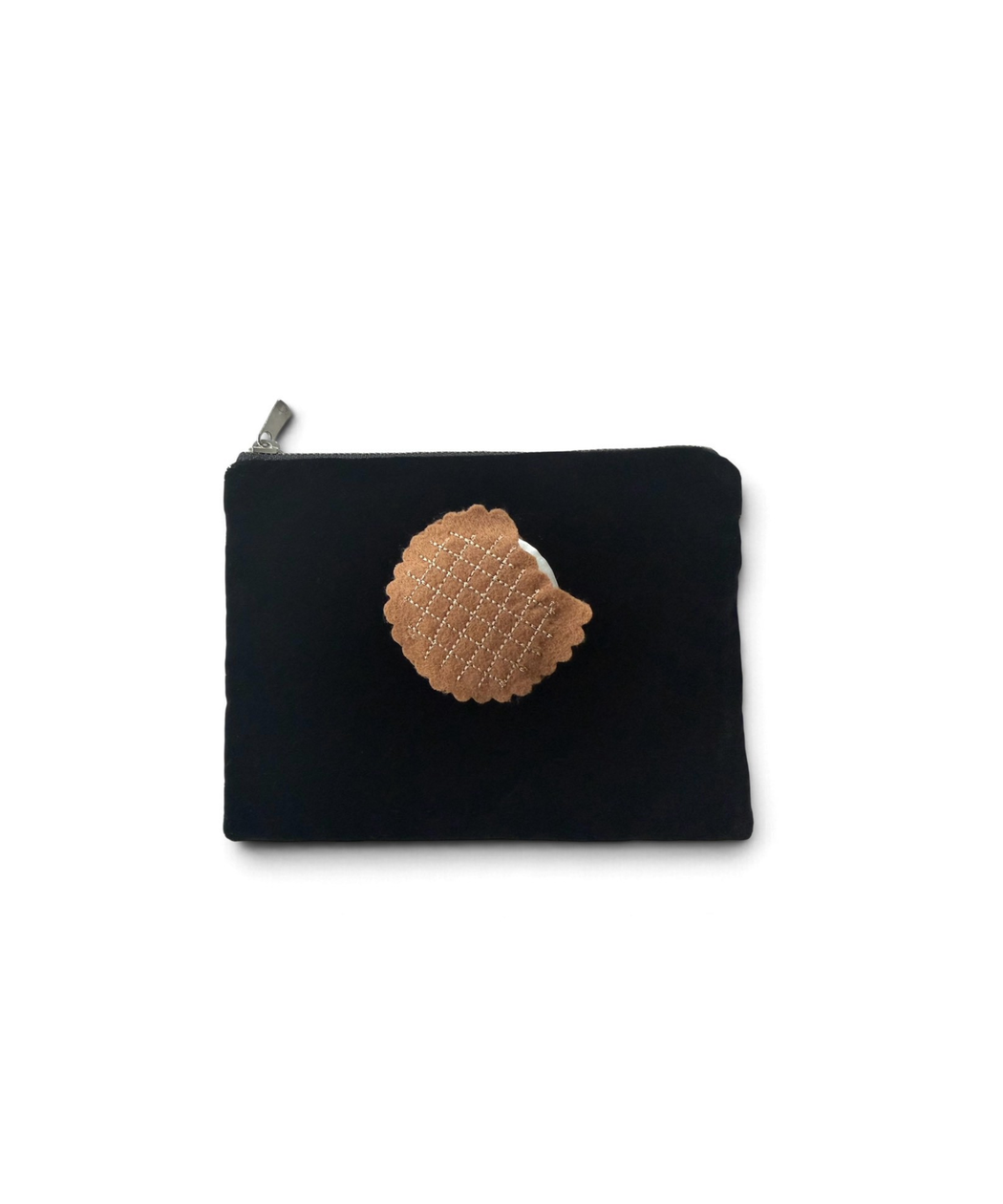[予約] Flat Pouch -Cookie Cream Sand[11月中旬以降発送予定]