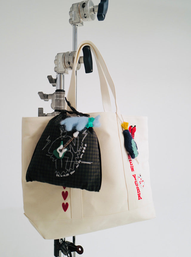 LUDLOW プードル型ハンドバッグ ホワイト